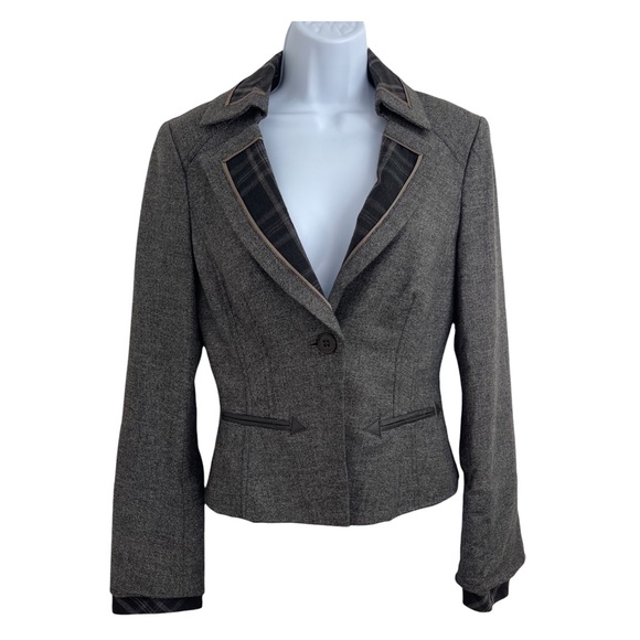 Jacket Skirt Suit Bebe Set Office Siren Size 6 Grey Ruffle Fitted viscose & wool - Picture 2 of 13